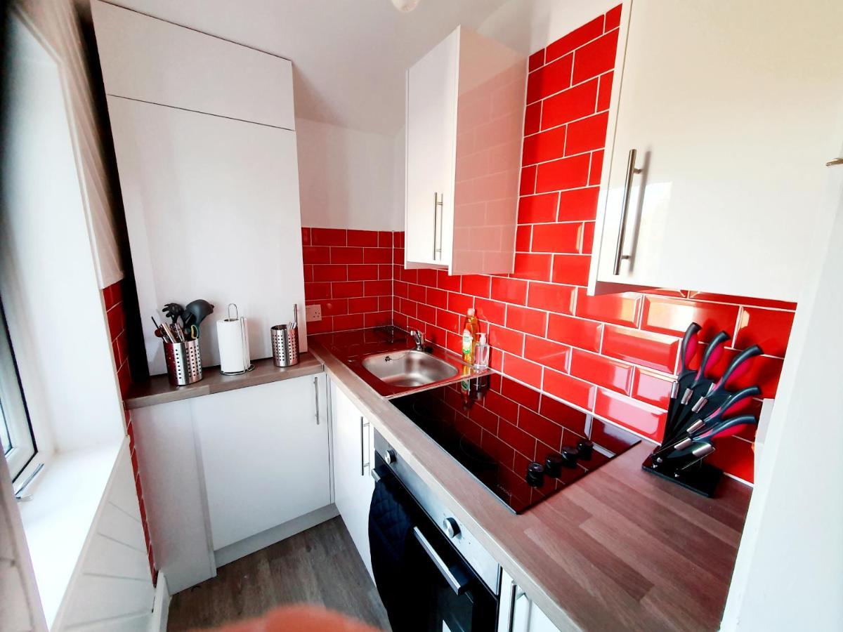 Station Apartment Белсхил Екстериор снимка